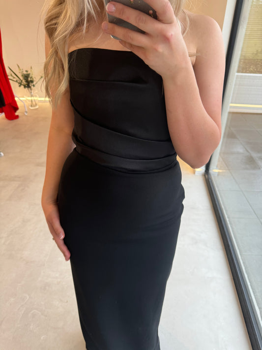 Afra - Black
